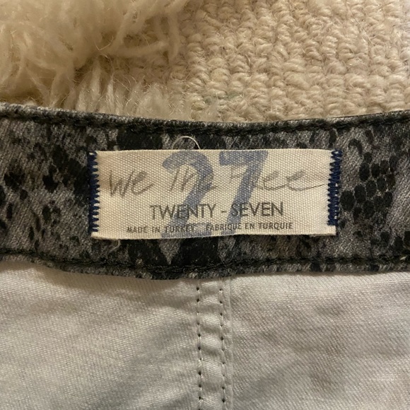 Just Float On Snake Print Flare Pants - Picture 9 of 12